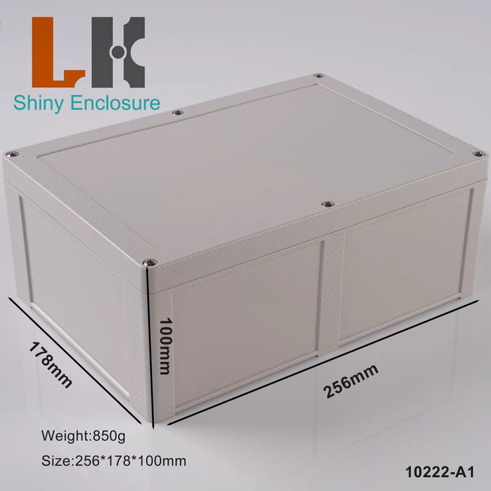 IP68 صندوق تقاطع كهربائي مقاوم - مراجعة Outdoor Furniture Outlet وسعره